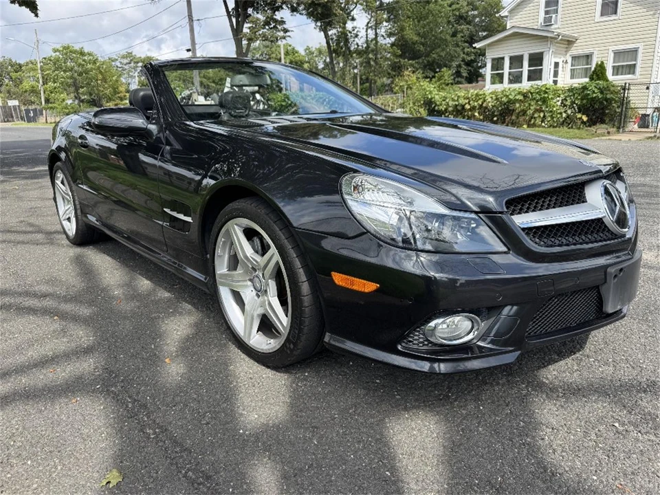 2011 Mercedes-Benz R230 SL-Class - Image 10 of 30