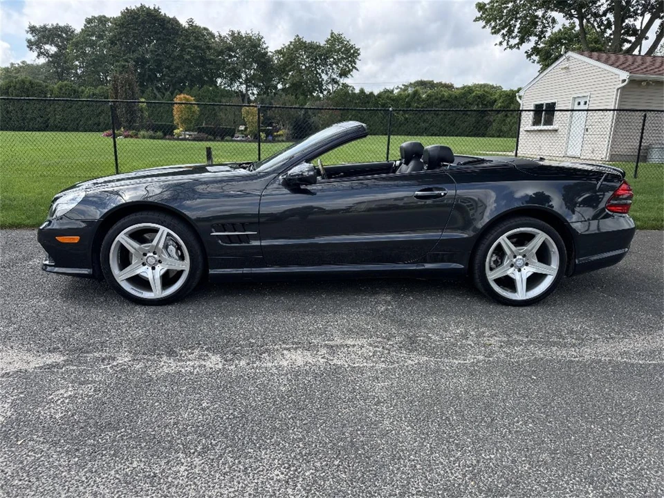 2011 Mercedes-Benz R230 SL-Class - Image 12 of 30