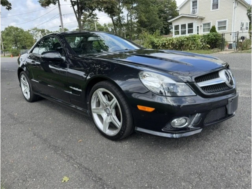 2011 Mercedes-Benz R230 SL-Class - Image 2 of 30