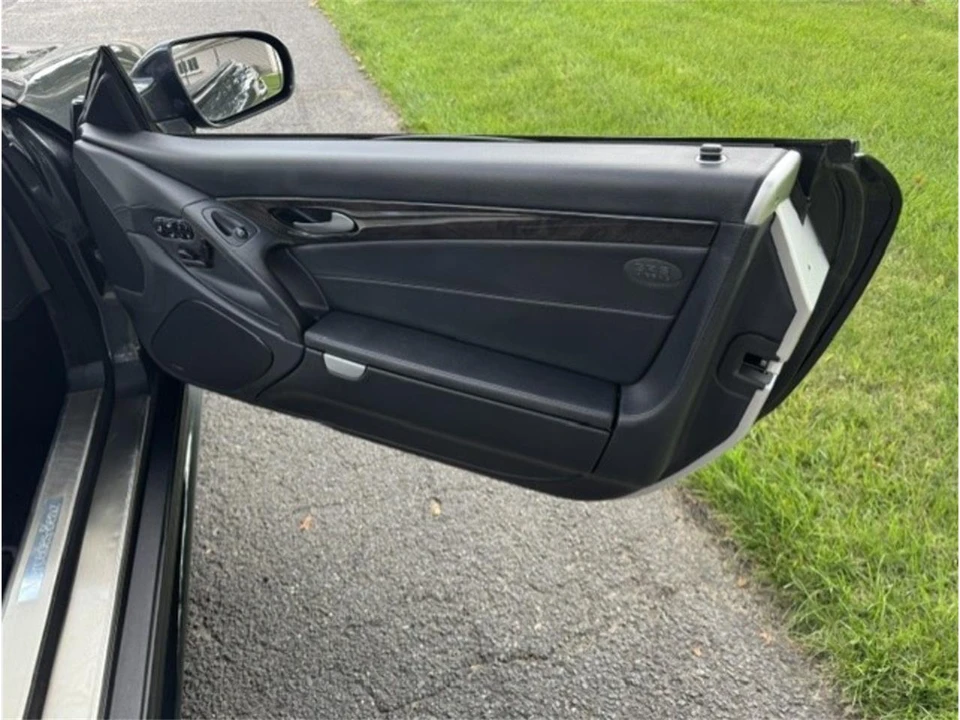2011 Mercedes-Benz R230 SL-Class - Image 20 of 30