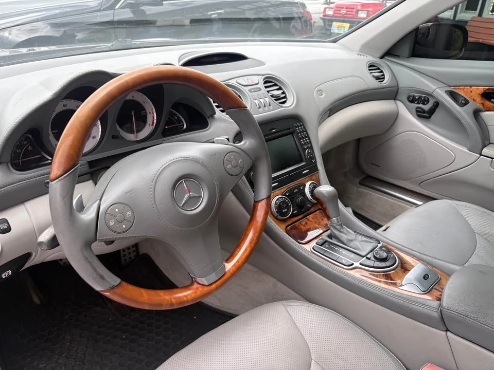 2011 Mercedes-Benz R230 SL-Class - Image 5 of 8