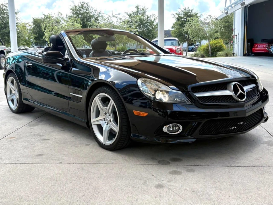 2011 Mercedes-Benz R230 SL-Class - Image 4 of 31