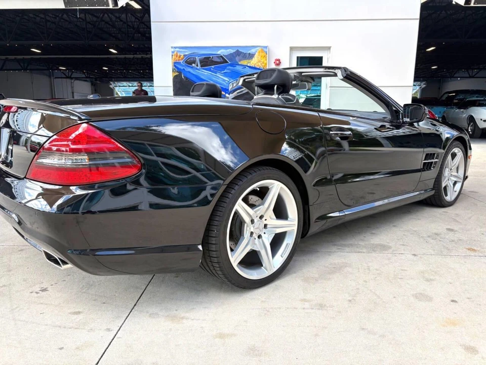 2011 Mercedes-Benz R230 SL-Class - Image 16 of 31