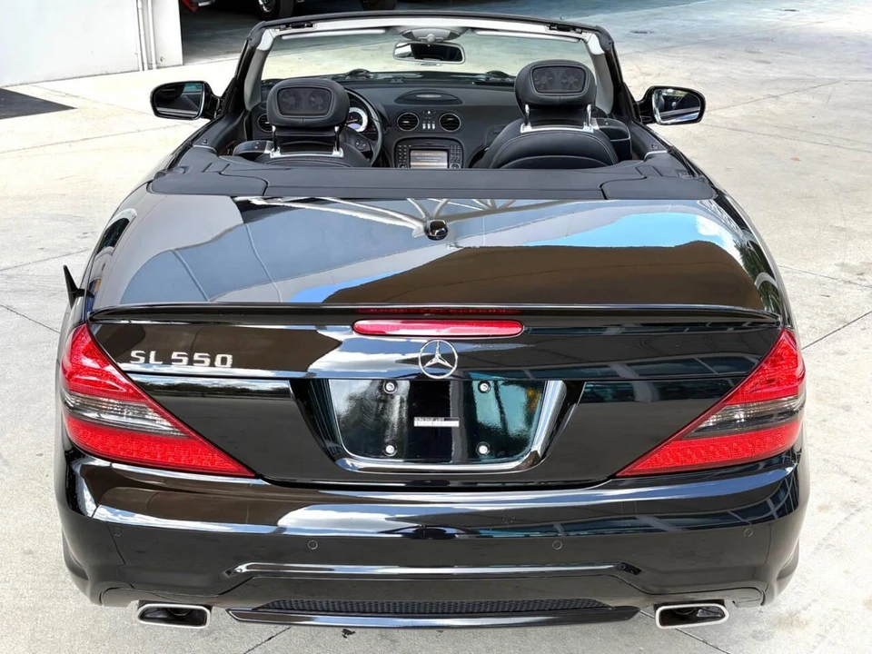 2011 Mercedes-Benz R230 SL-Class - Image 8 of 31