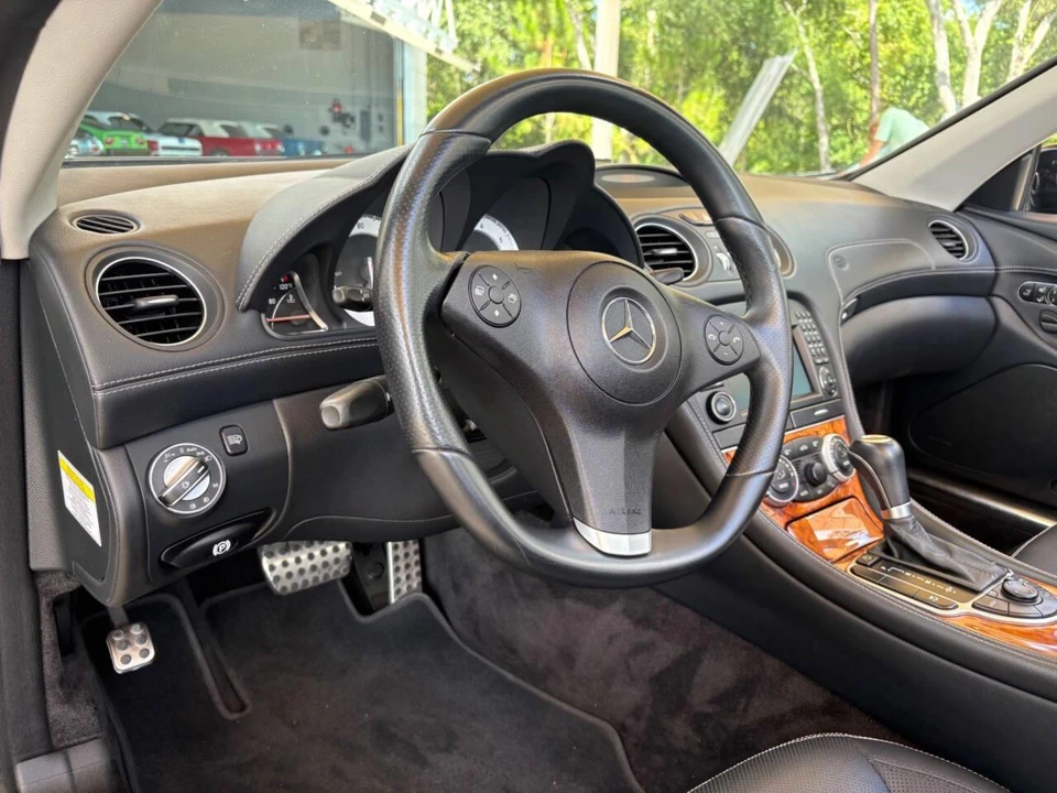 2011 Mercedes-Benz R230 SL-Class - Image 29 of 31