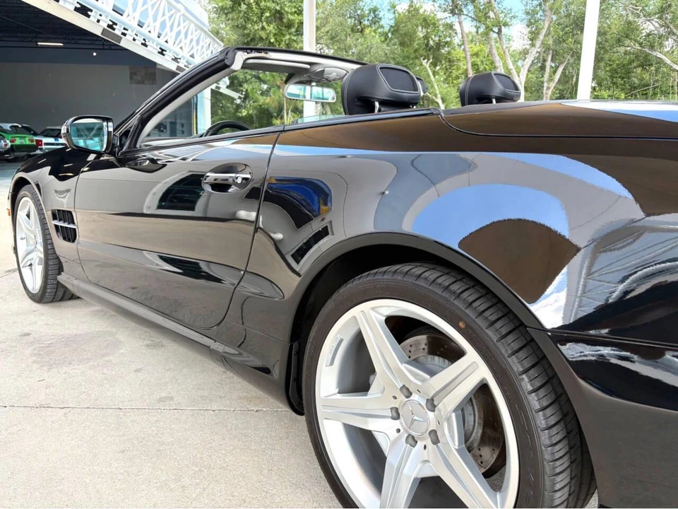 2011 Mercedes-Benz R230 SL-Class - Image 14 of 31
