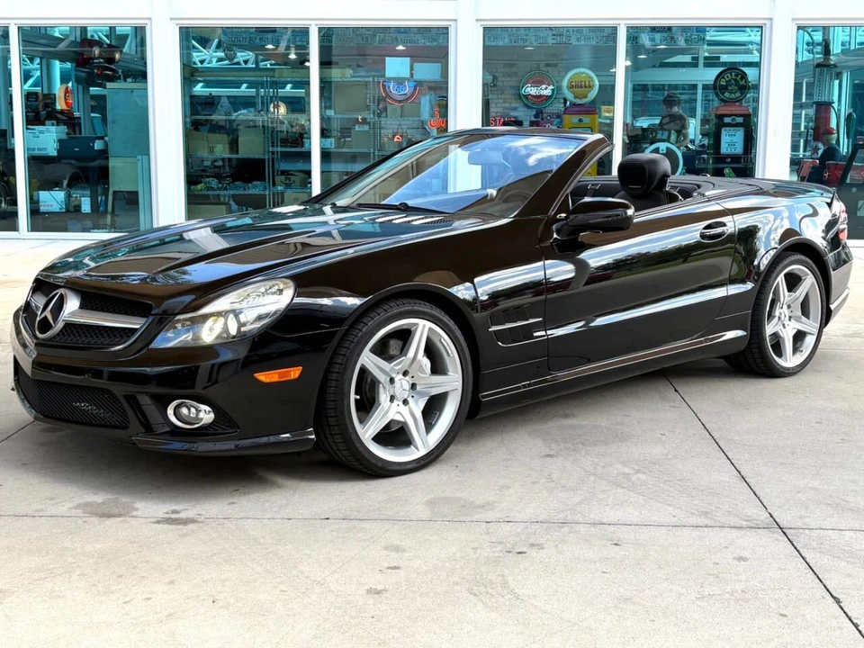 2011 Mercedes-Benz R230 SL-Class - Image 11 of 31