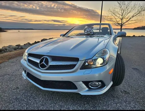 2011 Mercedes-Benz SL 550 Roadster 2D