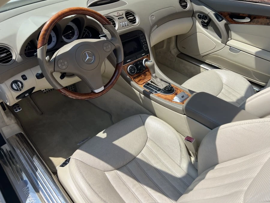 2011 Mercedes-Benz R230 SL-Class - Image 8 of 12