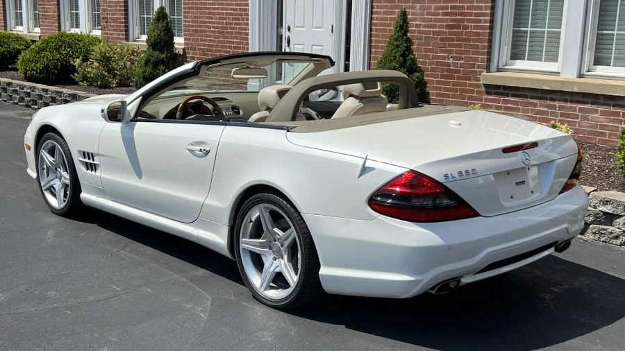 2011 Mercedes-Benz R230 SL-Class - Image 3 of 12