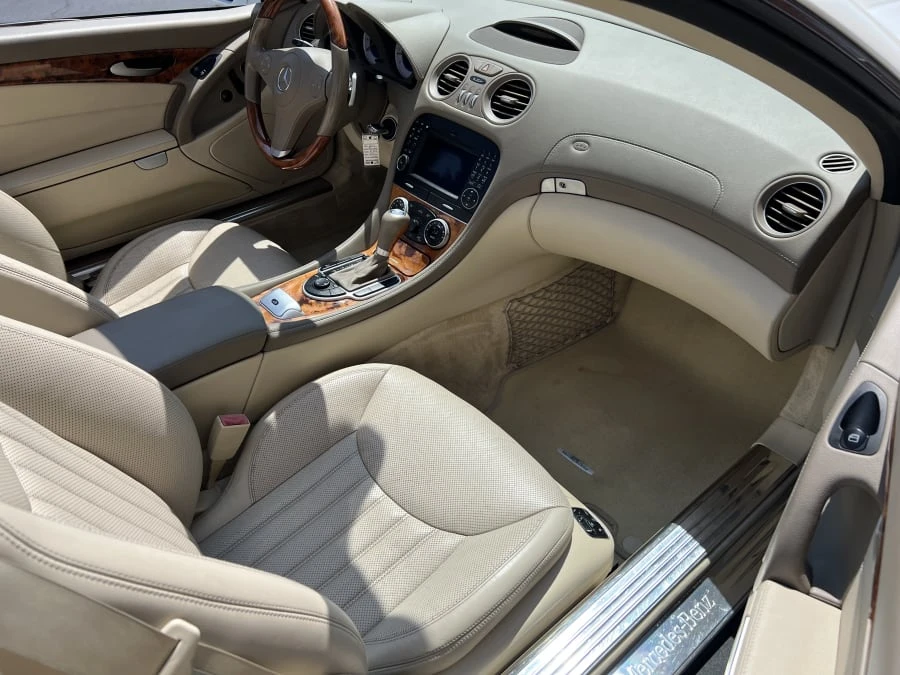 2011 Mercedes-Benz R230 SL-Class - Image 9 of 12