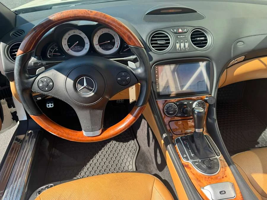 2011 Mercedes-Benz R230 SL-Class - Image 12 of 15