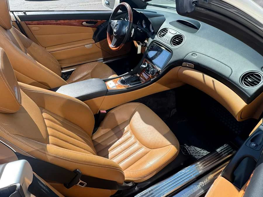 2011 Mercedes-Benz R230 SL-Class - Image 8 of 15
