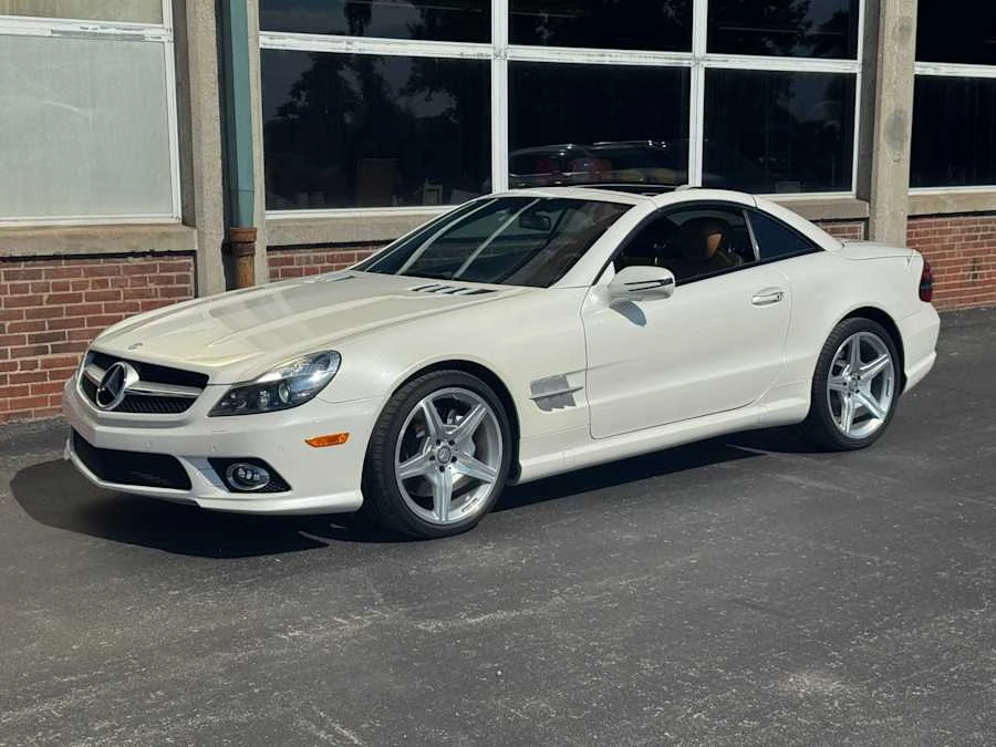 2011 Mercedes-Benz R230 SL-Class - Image 4 of 15
