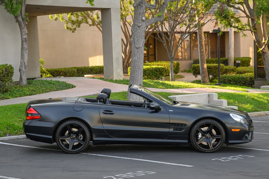 2011 Mercedes-Benz R230 SL-Class - Image 9 of 31