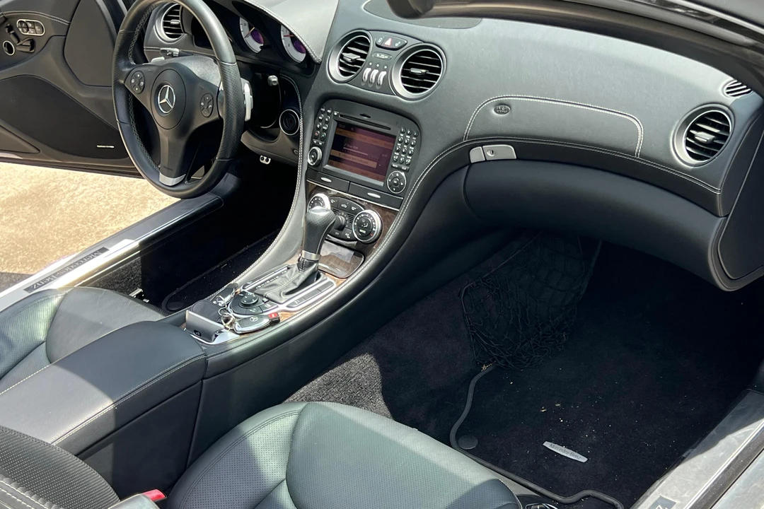 2011 Mercedes-Benz R230 SL-Class - Image 22 of 31