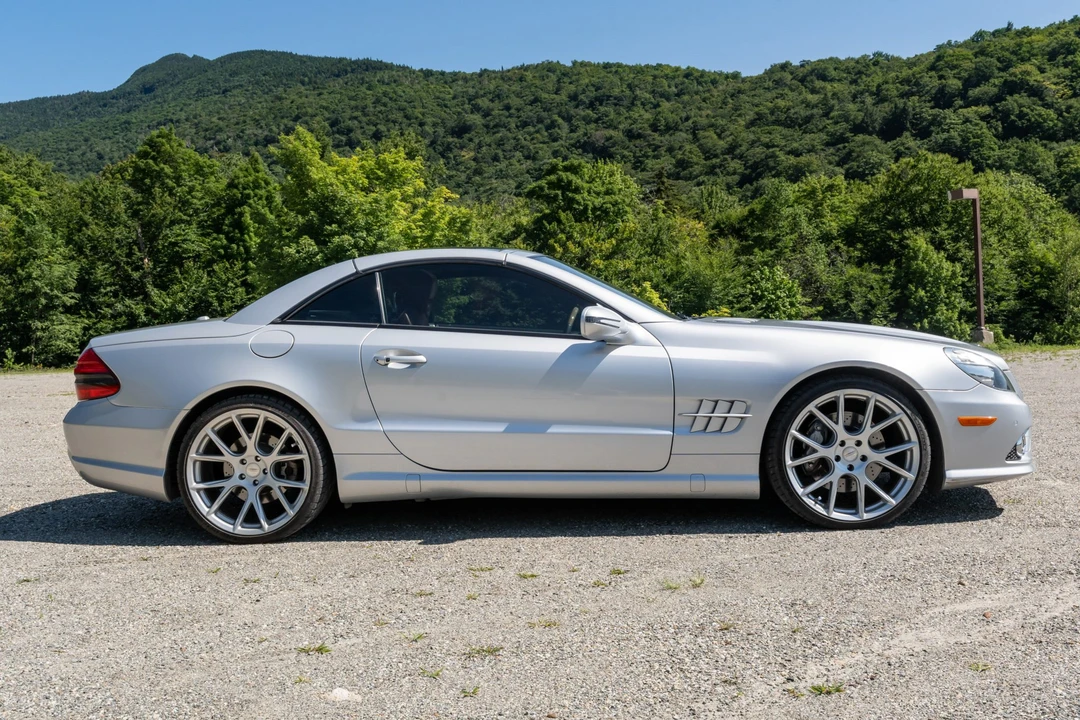 2011 Mercedes-Benz R230 SL-Class - Image 17 of 31