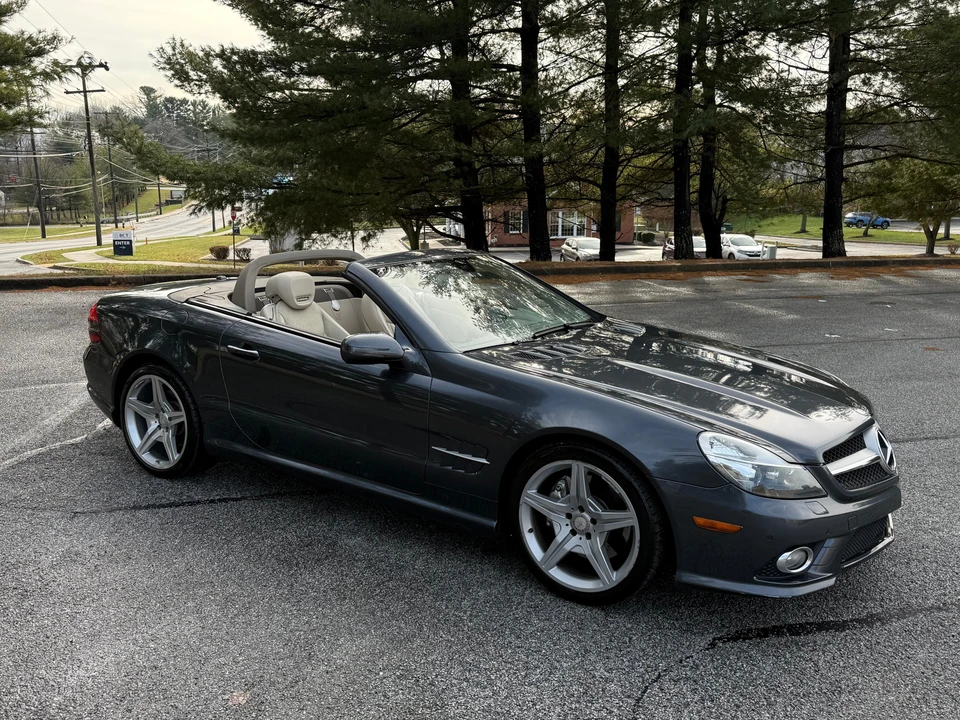 2011 Mercedes-Benz R230 SL-Class - Image 22 of 31