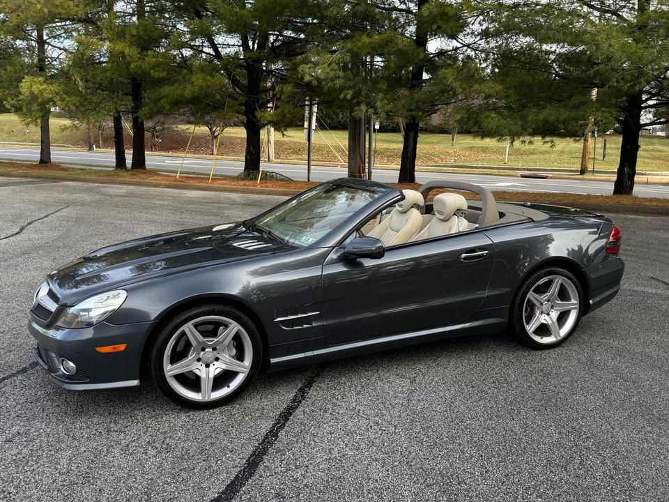 2011 Mercedes-Benz R230 SL-Class - Image 9 of 31