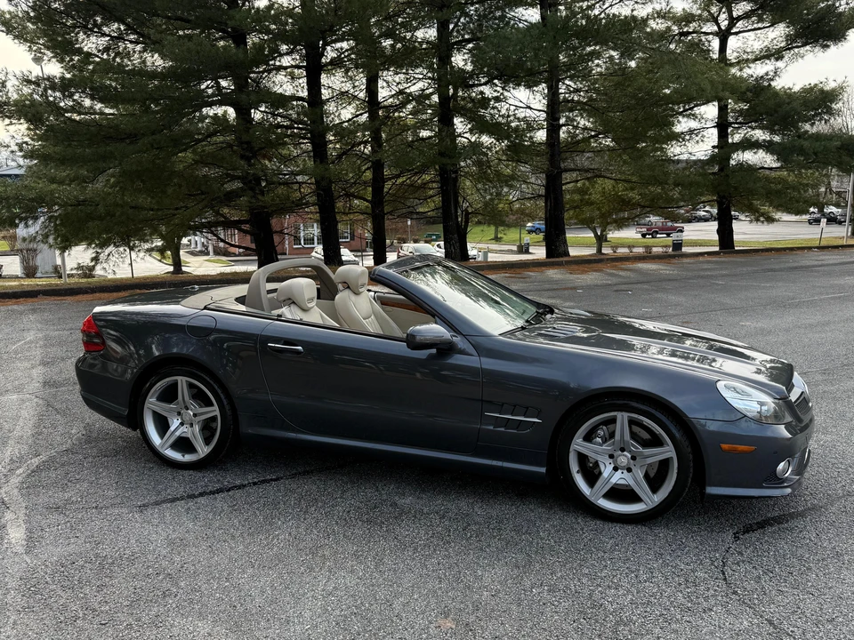 2011 Mercedes-Benz R230 SL-Class - Image 21 of 31