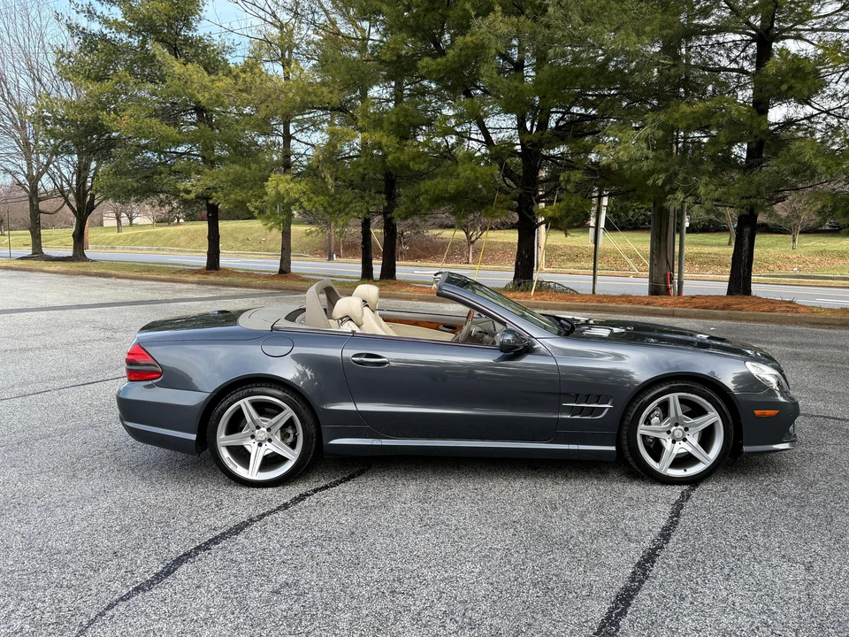 2011 Mercedes-Benz R230 SL-Class - Image 19 of 31