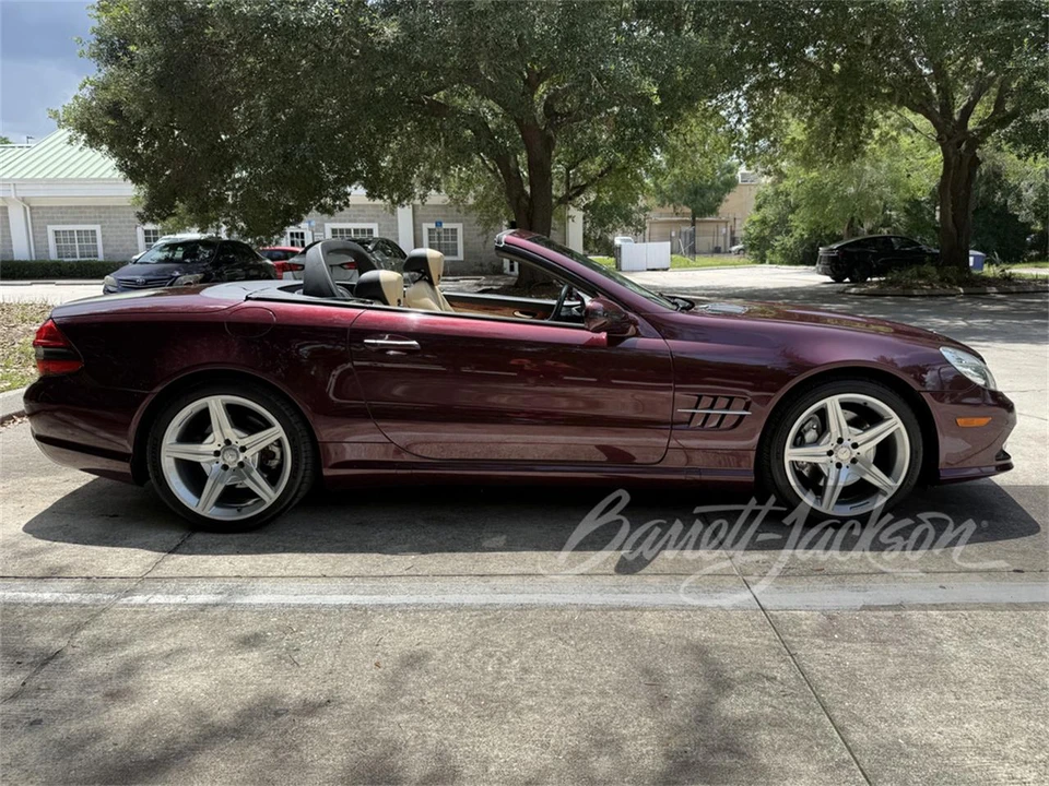 2011 Mercedes-Benz R230 SL-Class - Image 2 of 5