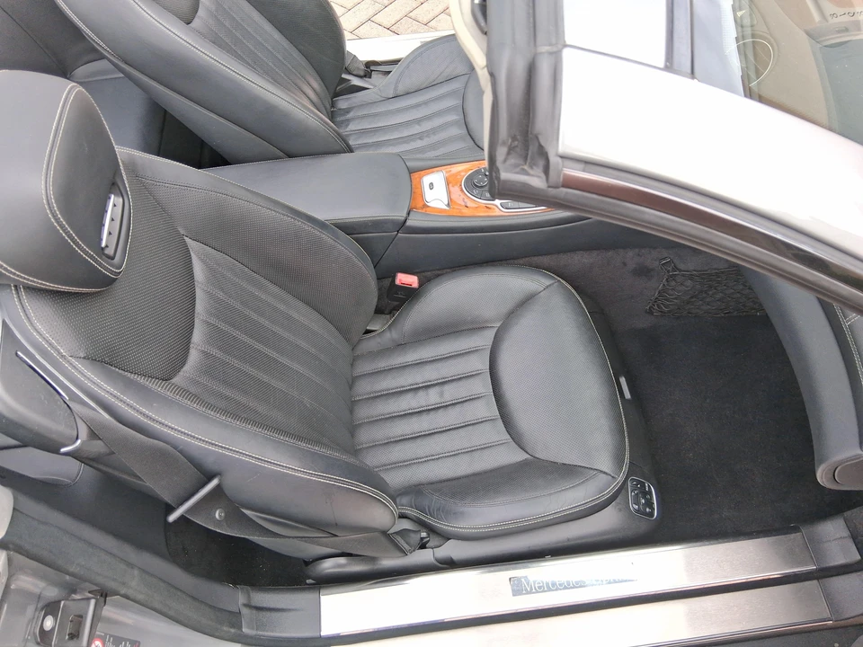 2011 Mercedes-Benz R230 SL-Class - Image 25 of 31