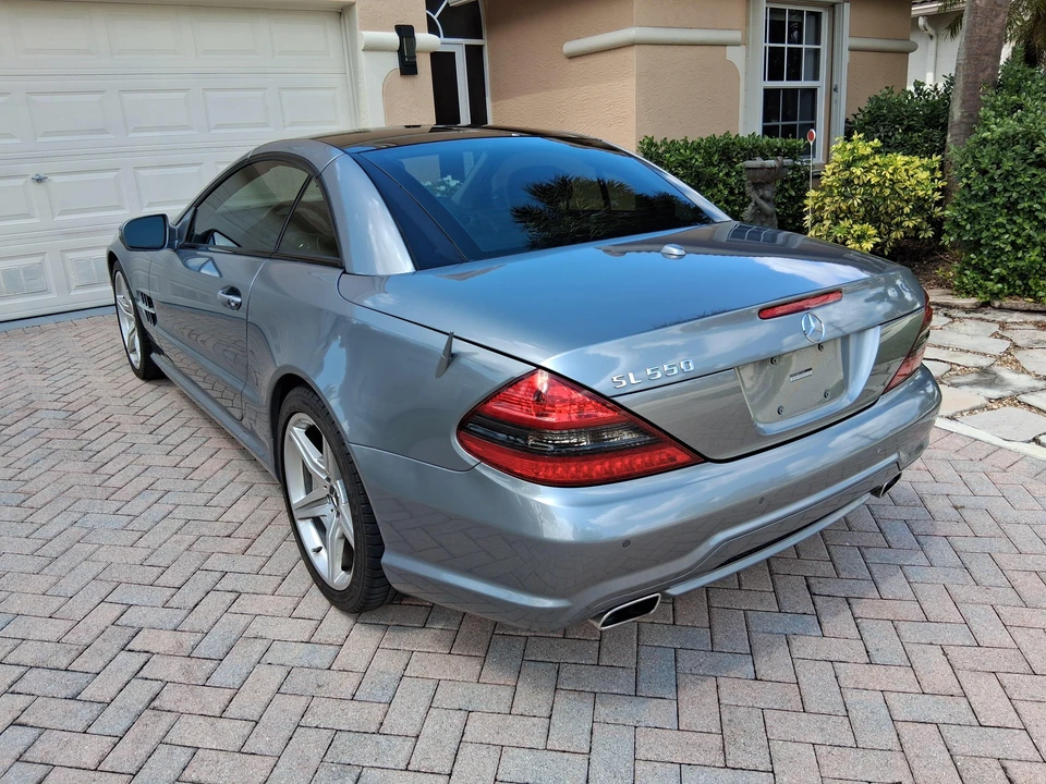 2011 Mercedes-Benz R230 SL-Class - Image 8 of 31