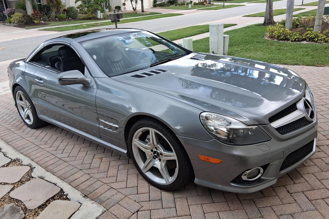 2011 Mercedes-Benz R230 SL-Class - Image 2 of 31