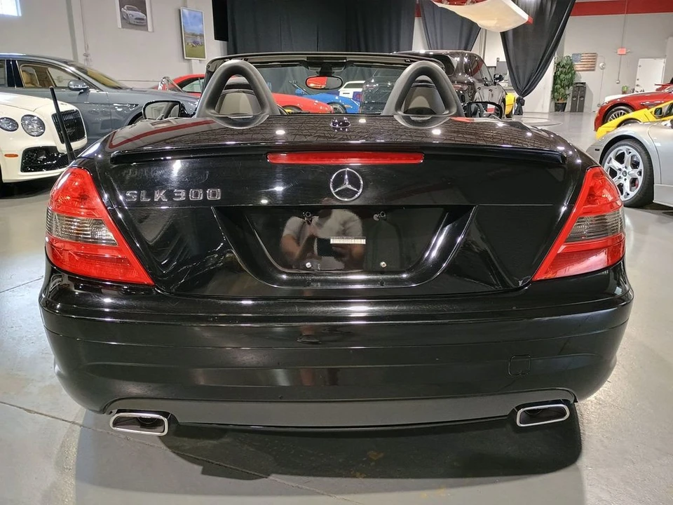 2011 Mercedes-Benz R172 SLC-Class - Image 5 of 12