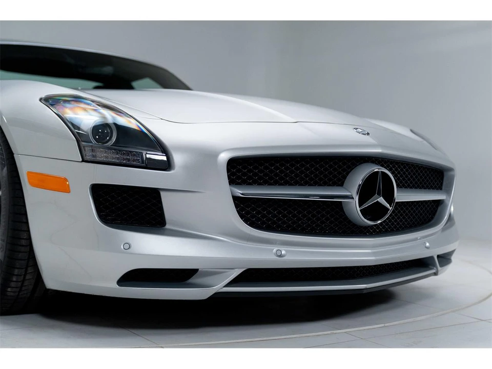 2011 Mercedes-Benz C197 SLS AMG - Image 17 of 31