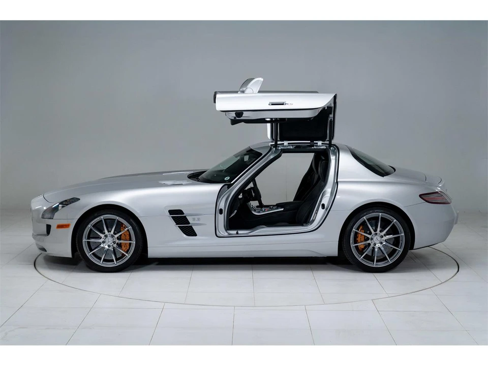 2011 Mercedes-Benz C197 SLS AMG - Image 11 of 31