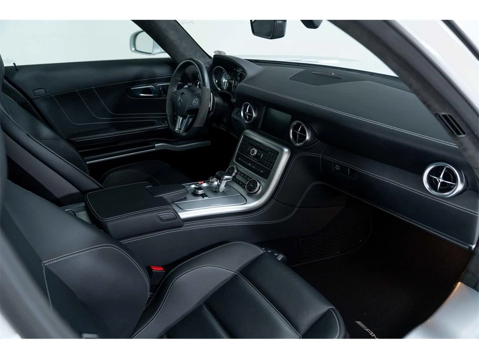 2011 Mercedes-Benz C197 SLS AMG - Image 27 of 31