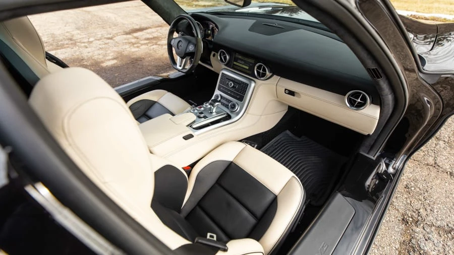 2011 Mercedes-Benz C197 SLS AMG - Image 5 of 27