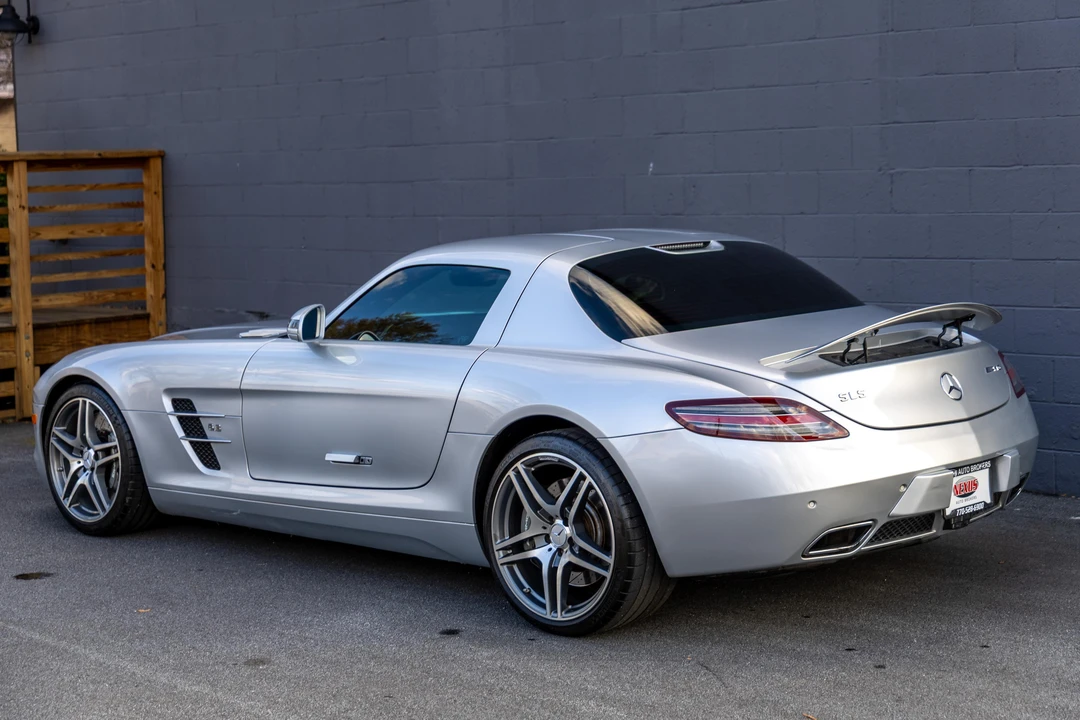 2011 Mercedes-Benz C197 SLS AMG - Image 11 of 31