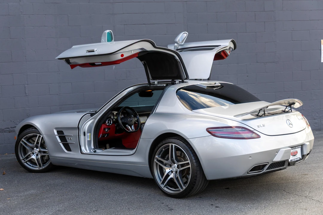 2011 Mercedes-Benz C197 SLS AMG - Image 27 of 31