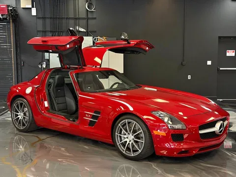 2011 Mercedes-Benz SLS AMG