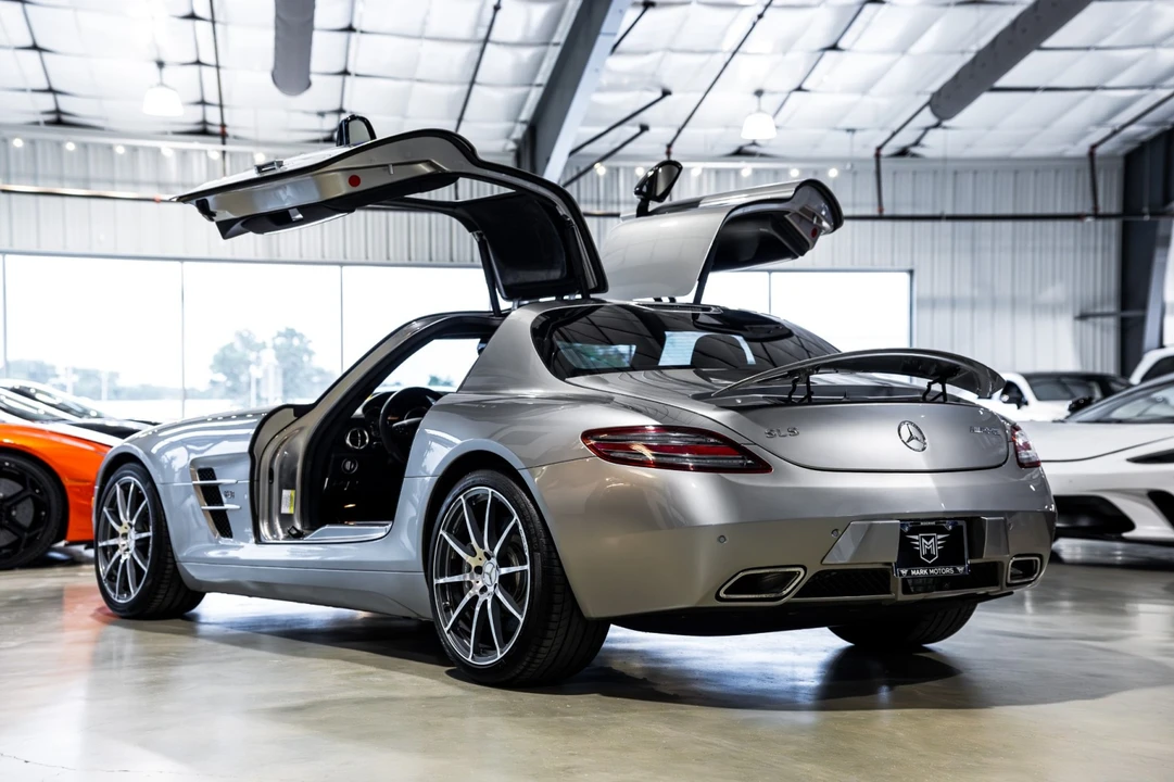 2011 Mercedes-Benz C197 SLS AMG - Image 4 of 31