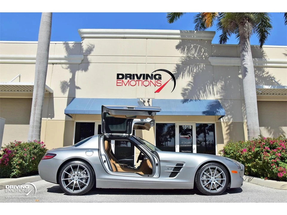 2011 Mercedes-Benz C197 SLS AMG - Image 14 of 31
