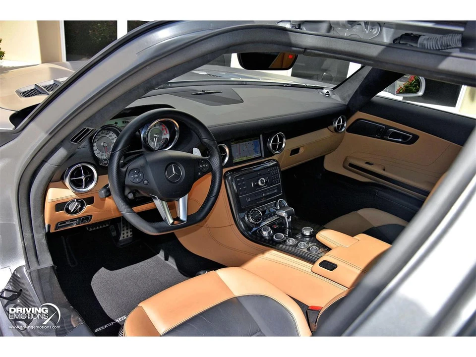 2011 Mercedes-Benz C197 SLS AMG - Image 30 of 31