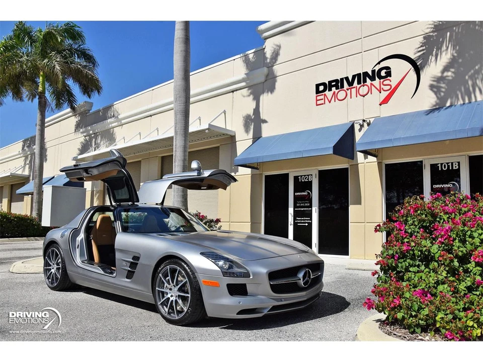 2011 Mercedes-Benz C197 SLS AMG - Image 16 of 31
