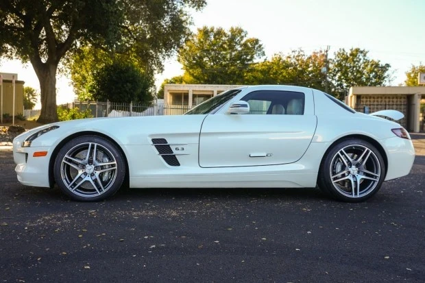 2011 Mercedes-Benz C197 SLS AMG - Image 3 of 7