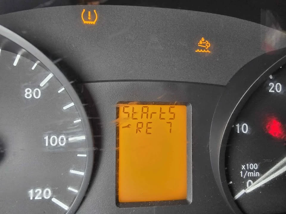 2011 Mercedes-Benz NCV3 Sprinter - Image 9 of 10