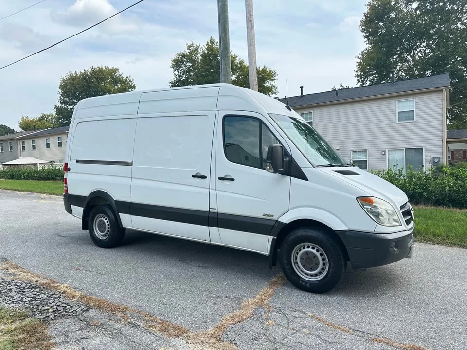 2011 Mercedes-Benz NCV3 Sprinter - Image 3 of 11