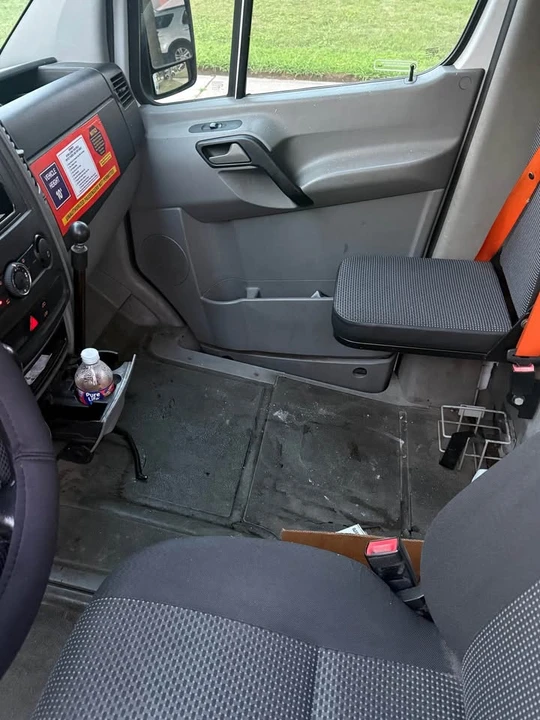 2011 Mercedes-Benz NCV3 Sprinter - Image 2 of 3