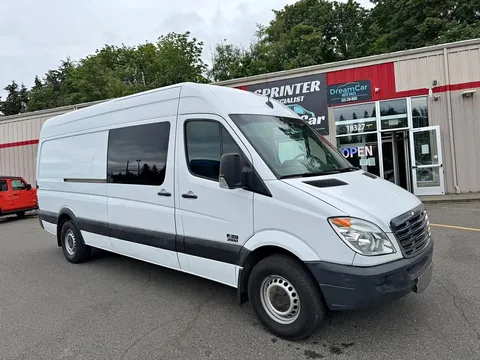 2011 Mercedes-Benz Sprinter 2500 High Roof Wagon 170 WB