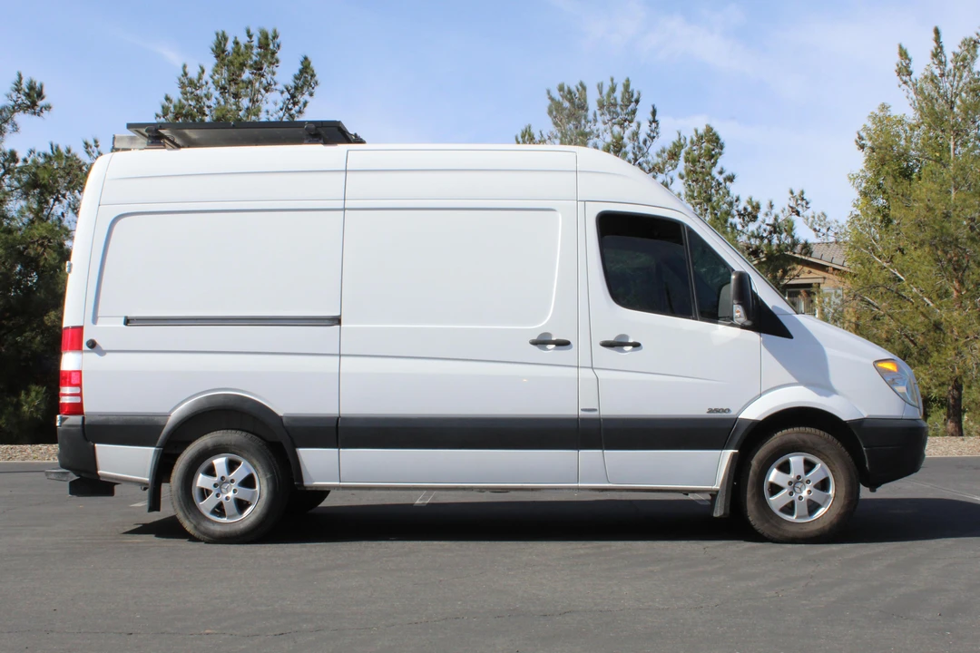 2011 Mercedes-Benz NCV3 Sprinter - Image 3 of 11