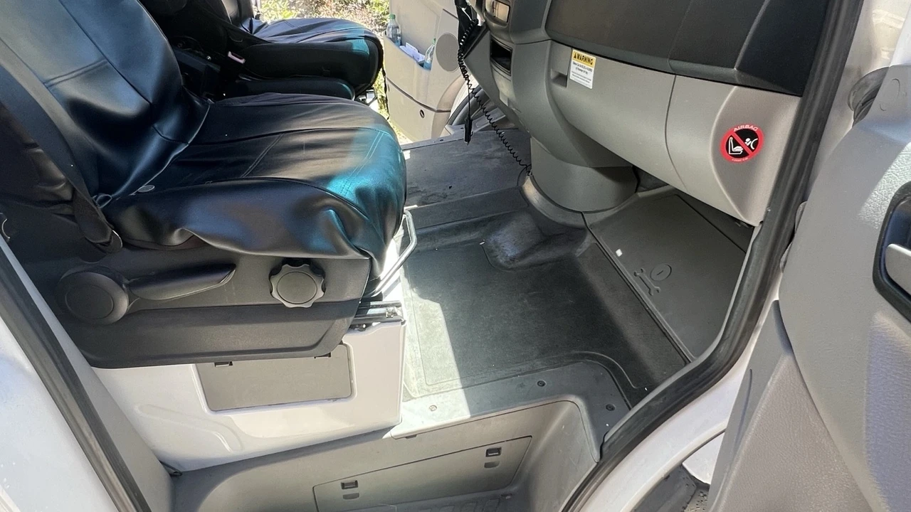 2011 Mercedes-Benz NCV3 Sprinter - Image 15 of 21