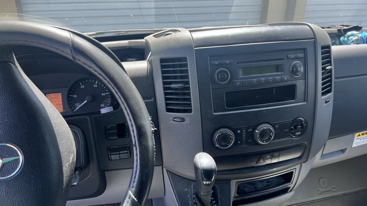 2011 Mercedes-Benz NCV3 Sprinter - Image 19 of 21