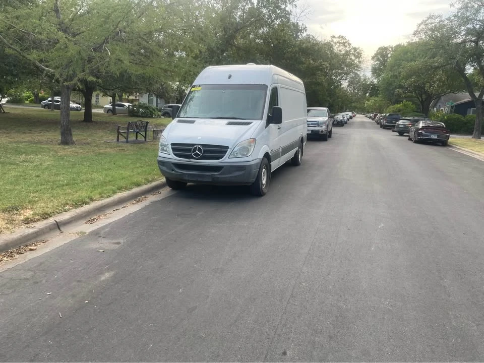 2011 Mercedes-Benz NCV3 Sprinter - Image 2 of 12
